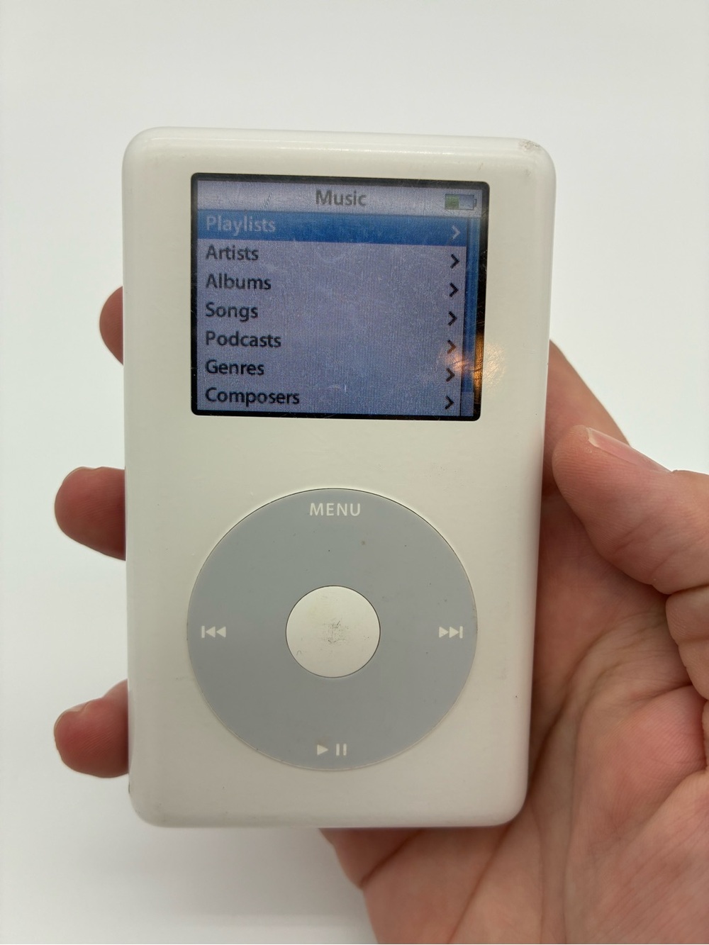 Apple iPod Video Classic 5th Gen A1136 30GB White MP3 Music Player Tested
